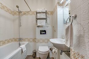 Sadovnicheskaya Hotel