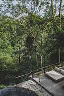 Amora Ubud Boutique Villas