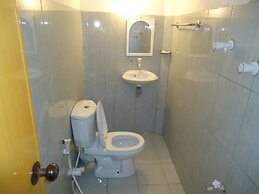 Tree House Holiday Home