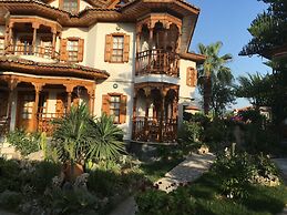 Asur Hotel & Aparts & Villas