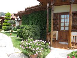 Asur Hotel & Aparts & Villas