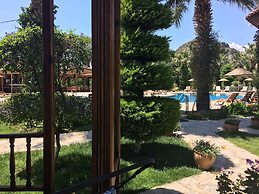 Asur Hotel & Aparts & Villas