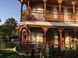 Asur Hotel & Aparts & Villas