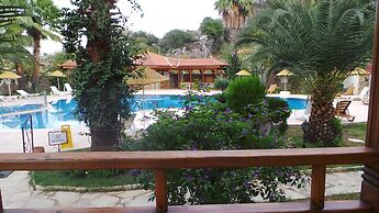 Asur Hotel & Aparts & Villas