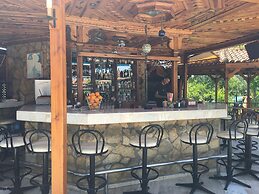 Asur Hotel & Aparts & Villas