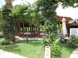 Asur Hotel & Aparts & Villas