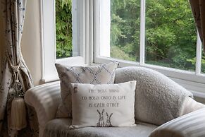 Afon Rhaiadr Country House