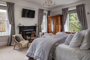 Afon Rhaiadr Country House