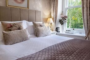 Afon Rhaiadr Country House