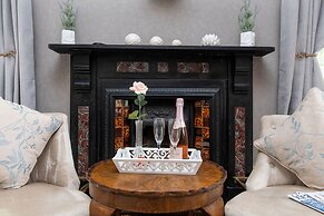 Afon Rhaiadr Country House