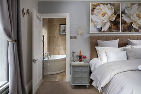 Afon Rhaiadr Country House