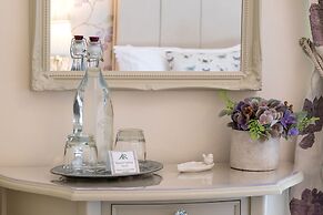 Afon Rhaiadr Country House