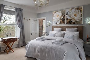 Afon Rhaiadr Country House