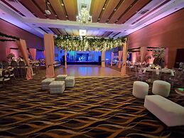 Wyndham Manta Sail Plaza Hotel & Convention Center