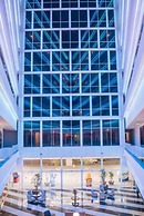 Wyndham Manta Sail Plaza Hotel & Convention Center
