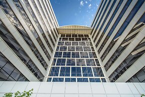 Wyndham Manta Sail Plaza Hotel & Convention Center