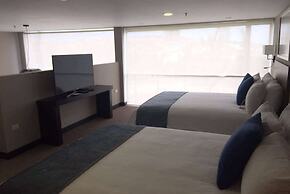 Wyndham Manta Sail Plaza Hotel & Convention Center