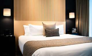 SKYE Hotel Suites Parramatta