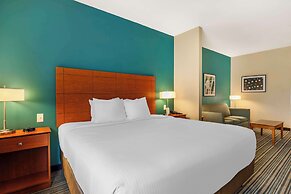 Best Western Plus Tuscumbia Muscle Shoals Hotel and Suites