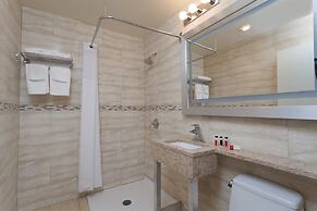 Days Inn by Wyndham Brooklyn Crown Heights