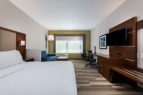 Holiday Inn Express Queensbury - Lake George Area by IHG