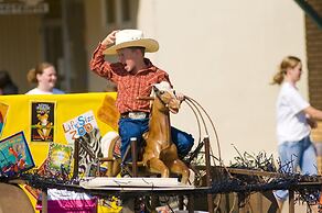 Holiday Inn Express & Suites Ogallala by IHG