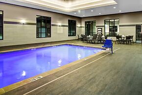 Hampton Inn & Suites Pittsburg Kansas Crossing