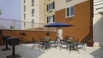 Candlewood Suites Newark South - University Area by IHG