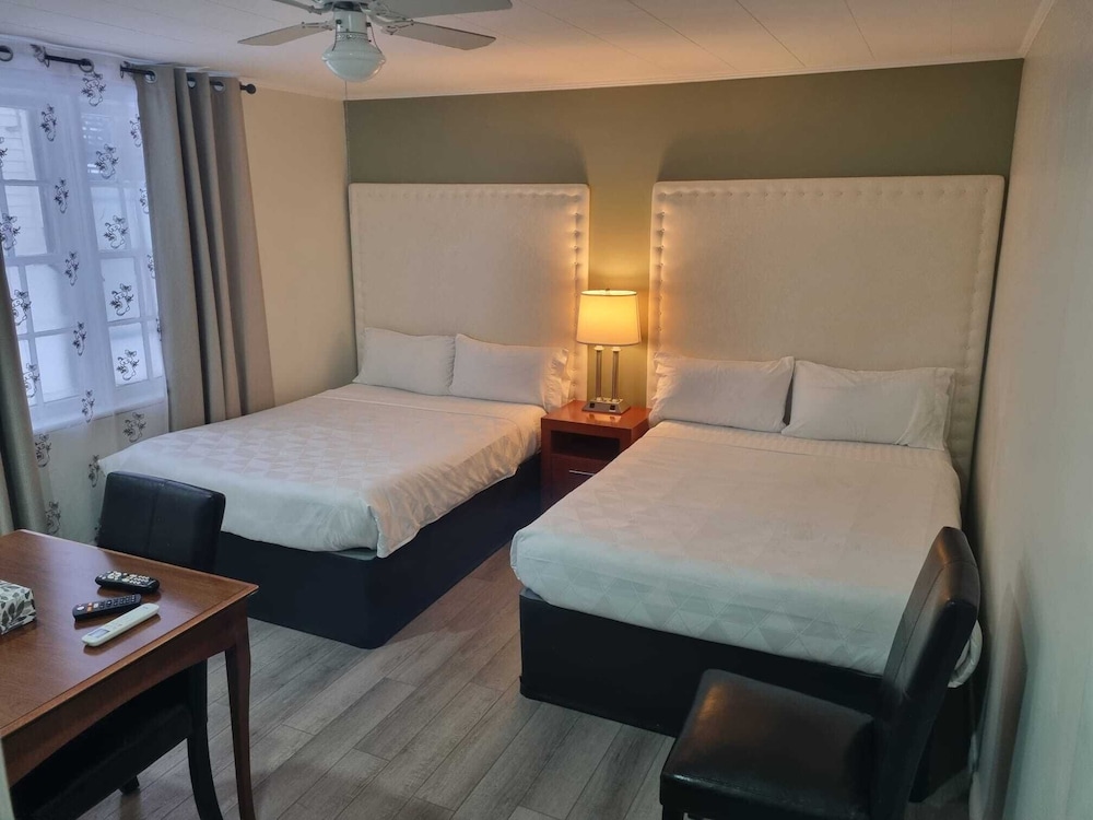 Manor Motel