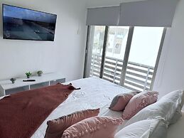 Infinito by Playa Moments