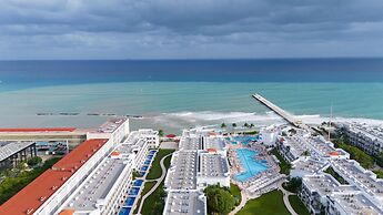 Infinito by Playa Moments