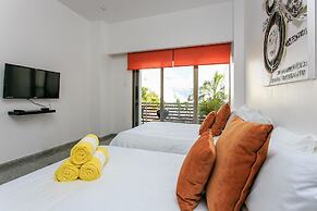 Infinito by Playa Moments