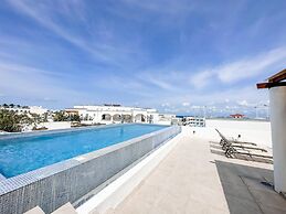 Infinito by Playa Moments