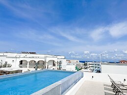 Infinito by Playa Moments