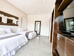 Infinito by Playa Moments