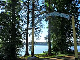 Lake Tiak O Khata Resort