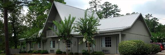 Lake Tiak O Khata Resort