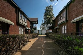 Memphis Belvedere Suites