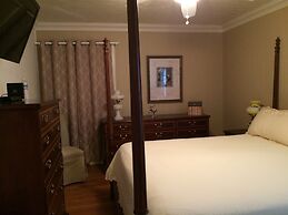 Memphis Belvedere Suites