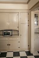 Memphis Belvedere Suites