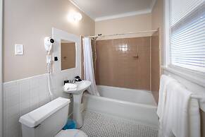 Memphis Belvedere Suites