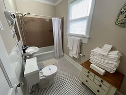 Memphis Belvedere Suites