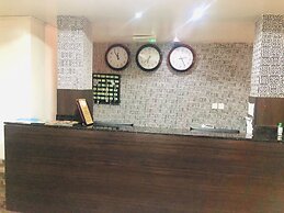 Silver Grandeur Hotel