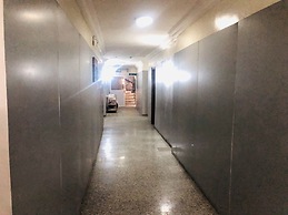 Silver Grandeur Hotel