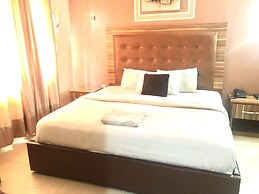 Silver Grandeur Hotel