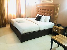 Silver Grandeur Hotel