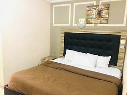 Silver Grandeur Hotel