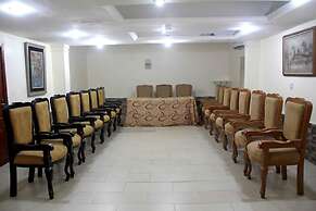 Silver Grandeur Hotel