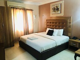 Silver Grandeur Hotel