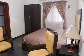 Silver Grandeur Hotel